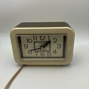 Vintage Timex Light and Dial Clock